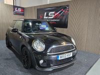 Begagnad Mini Cooper D Hatch 2012 Svart Halvkombi