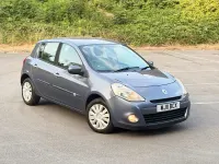 Used Renault Clio Expression 112 HP (82 kW) 2011 Blue Hatchback