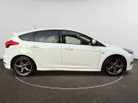Gebraucht Ford Focus ST-Line X 140 PS (102 kW) 2018 Weiß Kleinwagen