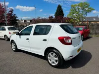 Used Dacia Sandero Ambiance 75 HP (55 kW) 2016 White Hatchback