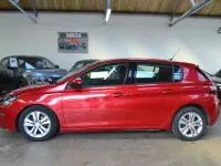 Used Peugeot 308 Active 100 HP (73 kW) 2014 Red Hatchback