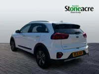 Used Kia Niro 141 HP (103 kW) 2021 White SUV