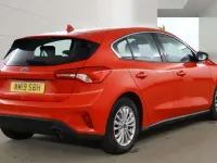 Used Ford Focus Titanium 125 HP (91 kW) 2019 Red Hatchback