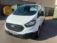 Used Ford Transit Custom 105 HP (77 kW) 2018 White Van