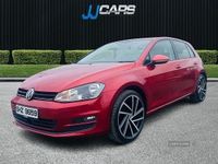 Used VW Golf VII Match 105 HP (77 kW) 2015 Red Hatchback