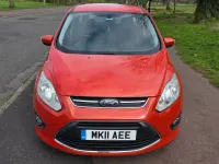 Usado Ford C-MAX Zetec 115 HP (84 kW) 2011 Vermelho Monovolume