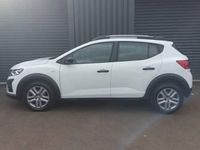 Used Dacia Sandero Essentiel 91 HP (66 kW) 2022 White Hatchback