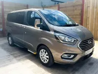 Usado Ford Tourneo Titanium 130 HP (95 kW) 2019 Prateado Monovolume