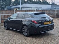 Used Toyota Corolla 122 HP (89 kW) 2019 Black Estate