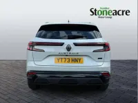 Used Renault Austral Techno 196 HP (144 kW) 2023 White SUV