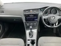 Używany VW e-Golf 99 kW (135 KM) 2018 Biały Hatchback