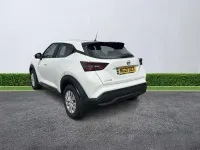 Usado Nissan Juke Visia 114 CV (83 kW) 2021 Blanco SUV
