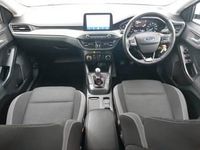 Used Ford Focus Trend 125 HP (91 kW) 2023 White Hatchback