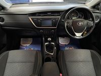 used Toyota Auris 1.6 VALVEMATIC ICON PLUS 5d 130 BHP