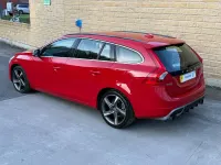 Used Volvo V60 R-Design 180 HP (132 kW) 2013 Red Estate