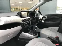 Usado Hyundai i10 Premium 67 CV (49 kW) 2022 Blanco Utilitario