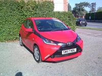 Used Toyota Aygo X-play 68 HP (50 kW) 2018 Red Hatchback