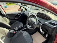 Second-hand Peugeot 2008 GT-line 130 CP (95 kW) 2019 Roșu SUV