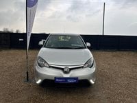 Usado MG MG3 106 HP (77 kW) 2018 Prateado Citadino