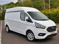 Used Ford Transit Custom Limited 170 HP (125 kW) 2018 White Van