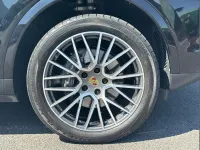 Used Porsche Cayenne 456 HP (335 kW) 2022 Jet black SUV