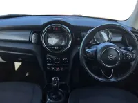 Used Mini Cooper Classic 136 HP (100 kW) 2019 Red Hatchback