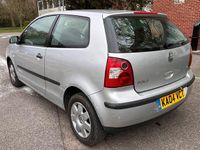 Used VW Polo 75 HP (55 kW) 2004 Silver Hatchback
