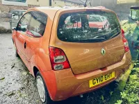Used Renault Twingo Extreme 2010 Orange Hatchback