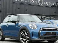 Usado Mini Cooper Exclusive 2022 Azul Utilitario