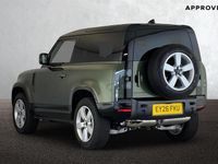 Usado Land Rover Defender SE Dynamic 249 HP (183 kW) 2026 Verde SUV