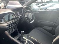 Used VW Polo SE 95 HP (69 kW) 2019 Blue Hatchback