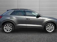 Used VW T-Roc Life 150 HP (110 kW) 2022 Indium grey SUV