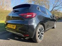 Used Renault Clio V Iconic 85 HP (62 kW) 2020 Black Hatchback
