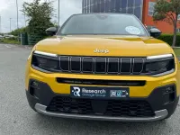 Used Jeep Avenger Summit 100 HP (73 kW) 2025 Yellow SUV