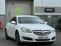 Second-hand Vauxhall Insignia SRi 2014 Alb Hatchback