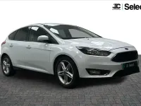 Used Ford Focus Titanium 117 HP (86 kW) 2016 White Hatchback