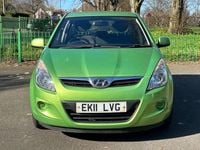 Used Hyundai i20 Comfort 77 HP (56 kW) 2011 Green Hatchback