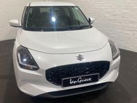 Begagnad Suzuki Swift 82 HK (60 kW) 2024 Vit Halvkombi