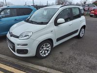 Używany Fiat Panda Lounge 69 KM (50 kW) 2017 Biały Hatchback