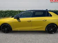 Used Vauxhall Astra 179 HP (131 kW) 2024 Yellow Hatchback