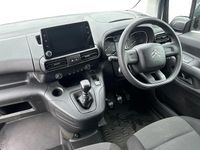 Used Citroën Berlingo 100 HP (73 kW) 2023 White MPV