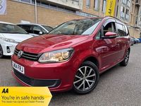 Begagnad VW Touran 150 HK (110 kW) 2014 Röd Minibuss