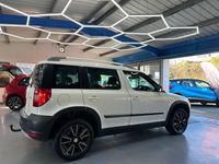 Used Skoda Yeti 2012 White SUV