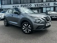 Usado Nissan Juke Acenta 114 HP (83 kW) 2022 Cinzento SUV
