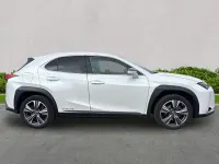 Used Lexus UX 300e 150 kW (204 HP) 2021 White SUV