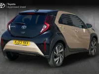 Used Toyota Aygo X 72 HP (52 kW) 2023 Beige SUV