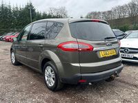 Used Ford S-MAX Zetec 140 HP (102 kW) 2013 Green MPV