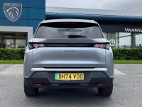 Used Peugeot e-5008 Allure 152 kW (207 HP) 2025 Grey SUV