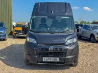 Usado Citroën Relay 140 HP (102 kW) 2025 Cinzento Van