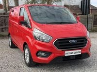 Used Ford Transit Custom Limited 130 HP (95 kW) 2019 Red Van